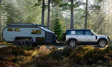 Advanced Tow Assist — Semi-autonomous trailer reversing with on-screen guidance